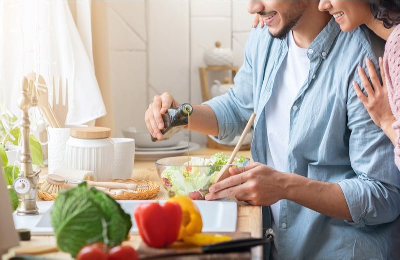 6 طرق تساعدك في دعم زوجتك في رمضان